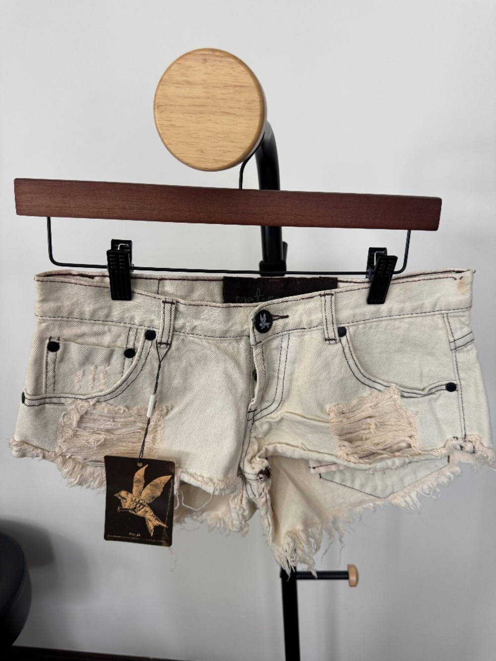 One Teaspoon Original Denim Shorts – Size 28 – NWT